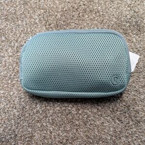 Lululemon Everywhere Belt Bag *Mesh*